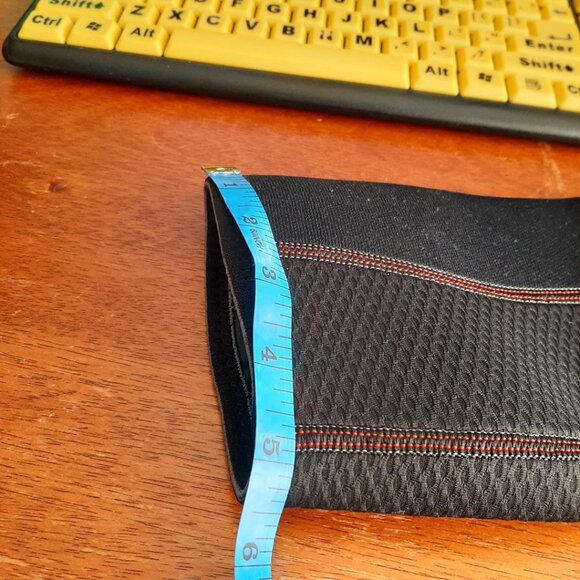 NEW ! McDavid 441 Compression Sleeves Calf Support Black Size M - Picture 3 of 4